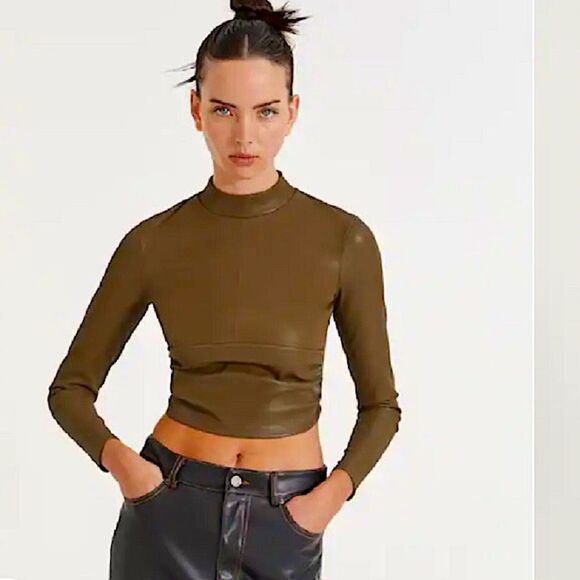 NWT Pull&Bear Olive Faux Leather Crop Sz. S - Picture 1 of 5